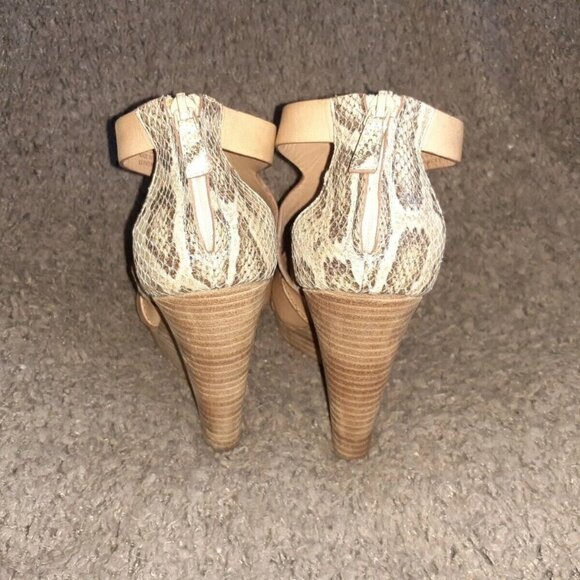 COLE HAAN AIR-Kimry- Leather Beige Snake Print Wedge Sandal-SZ 10-Excellent - Picture 5 of 7